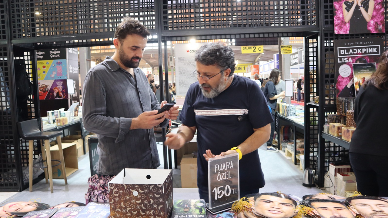 Diyarbakır'daki Kitap Fuarı'nda En Çok Satılan Kitaplar Hangileri2