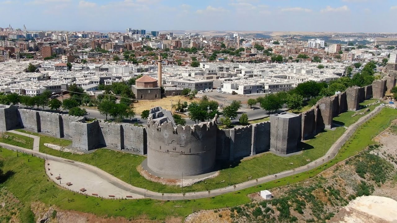 Diyarbakirin Turkiyeye Armagan Ettigi 7 Dev 7