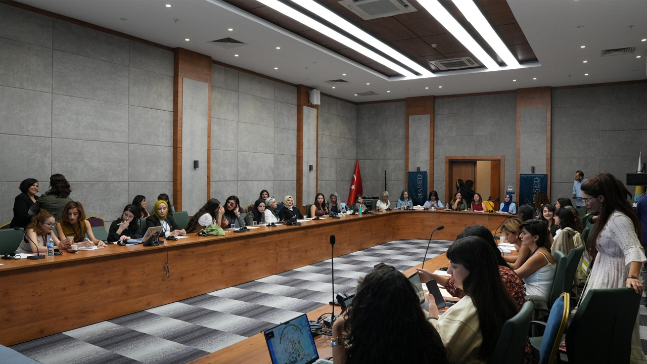 Görsel Sanatlarda Kadın Çalıştayı