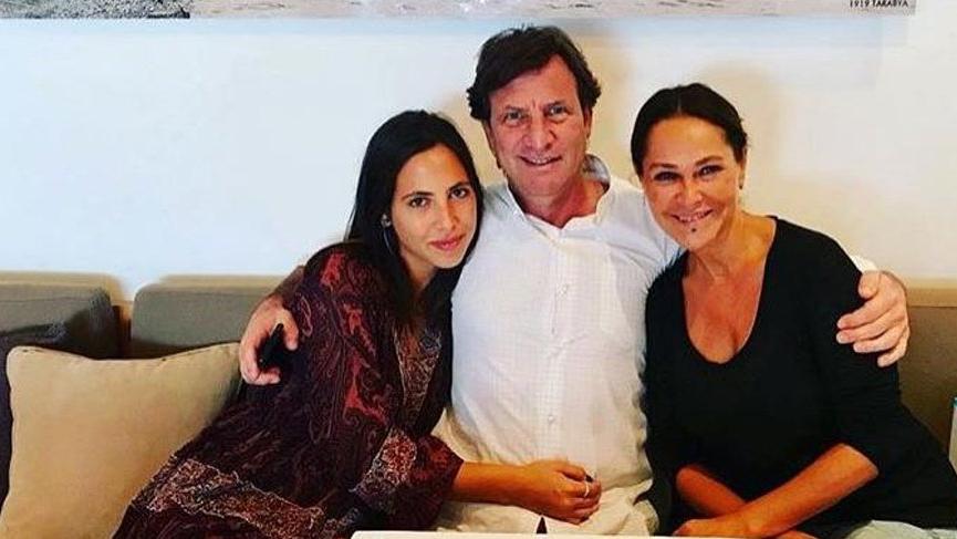 Hülya Avşar Ve Kaya Çilingiroğlu’nun Nostaljik Fotoğrafı Gündemde