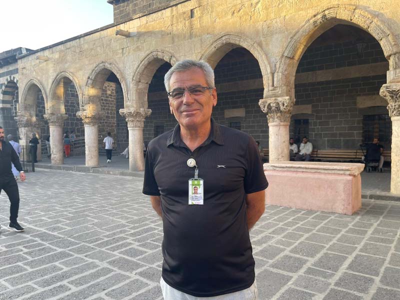 İzmirli Rehber Diyarbakır’ın Alaylı Rehberi Oldu3