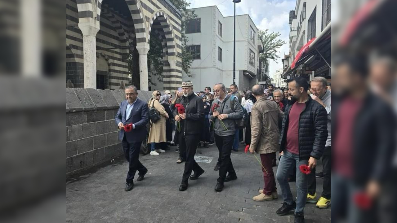 Koma Amed, Tahir Elçi'yi Vurulduğu Yerde Andı