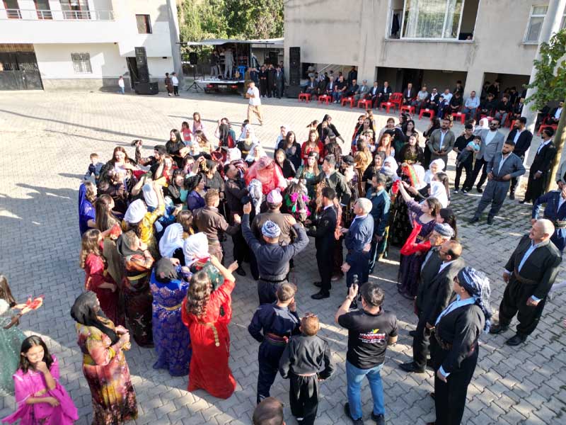 Şırnak’ta Binlerce Yıllık “Atla Gelin Alma” Geleneği Düğünde Can Buldu2