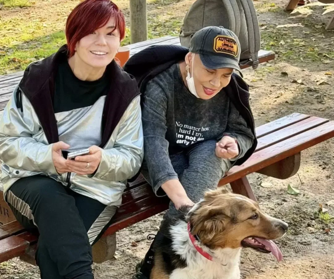 Sırrı Süreyya Önder’in Ardından Saçlarını Kazıtmıştı Sezen Aksu’dan İlk Kare Geldi!-1