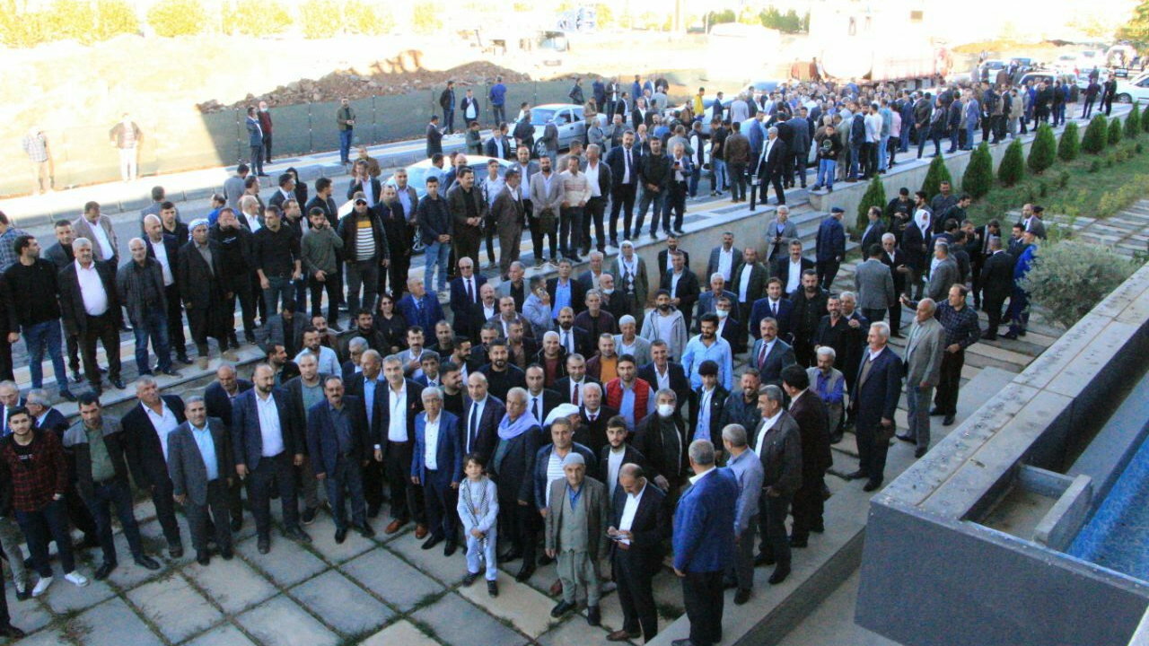 3 Milyon Nüfusları Var, 22 Kentte Dernek Kurdular5