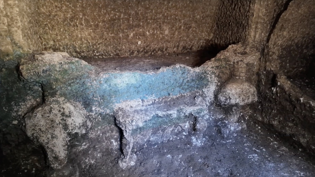 Adıyaman'da 1800 Yıllık Oda Mezarı Bulundu