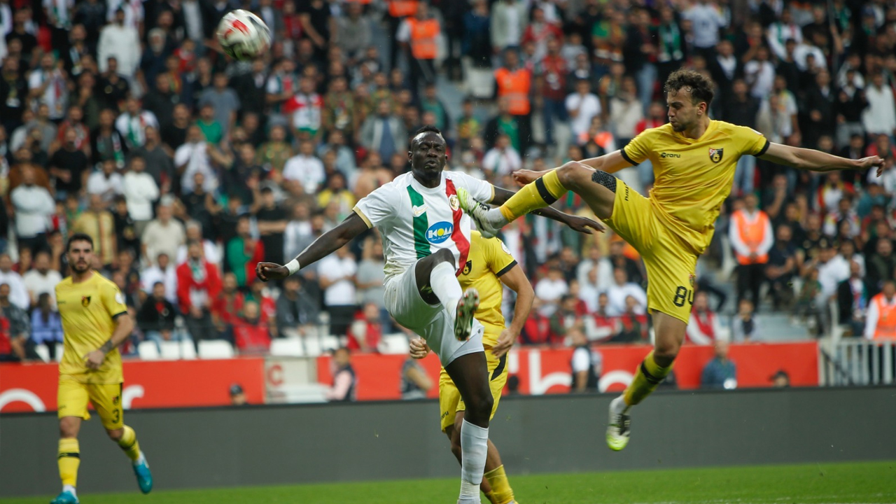 Amedspor, Top Başı Yaptı5