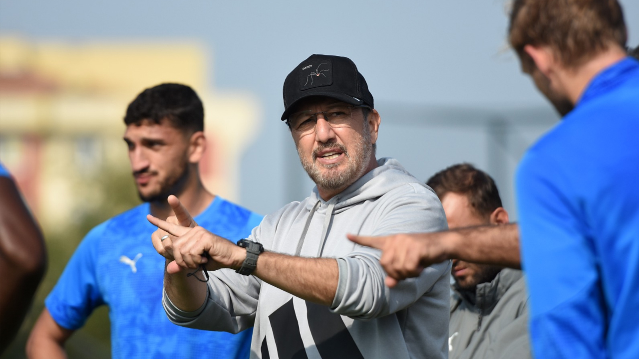 Amedspor'a Maçı Sonrası Sinyal Vermişti; Istifa Etti2