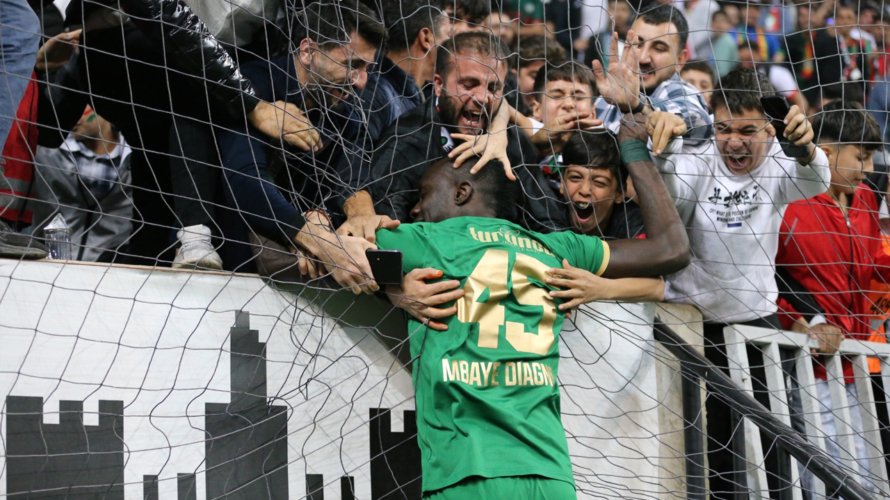 Aram Serhat’tan Amedsporlu Diagne’ye