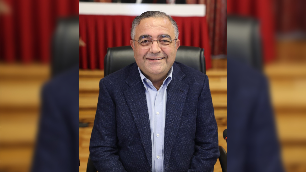 Chp'li Tanrıkulu, Türkiye'yi Terk Eden Gençlerle Görüştü2