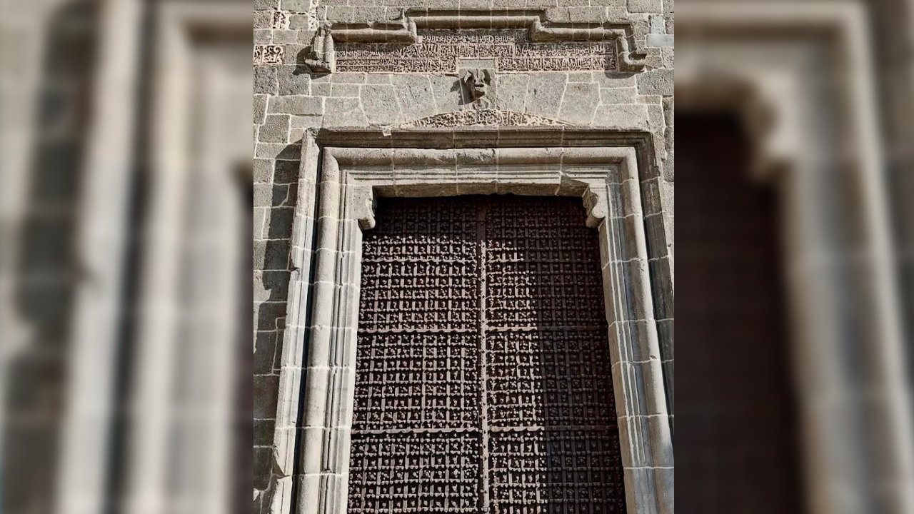 Derîyê Romî’nin Hümayun Kapısı