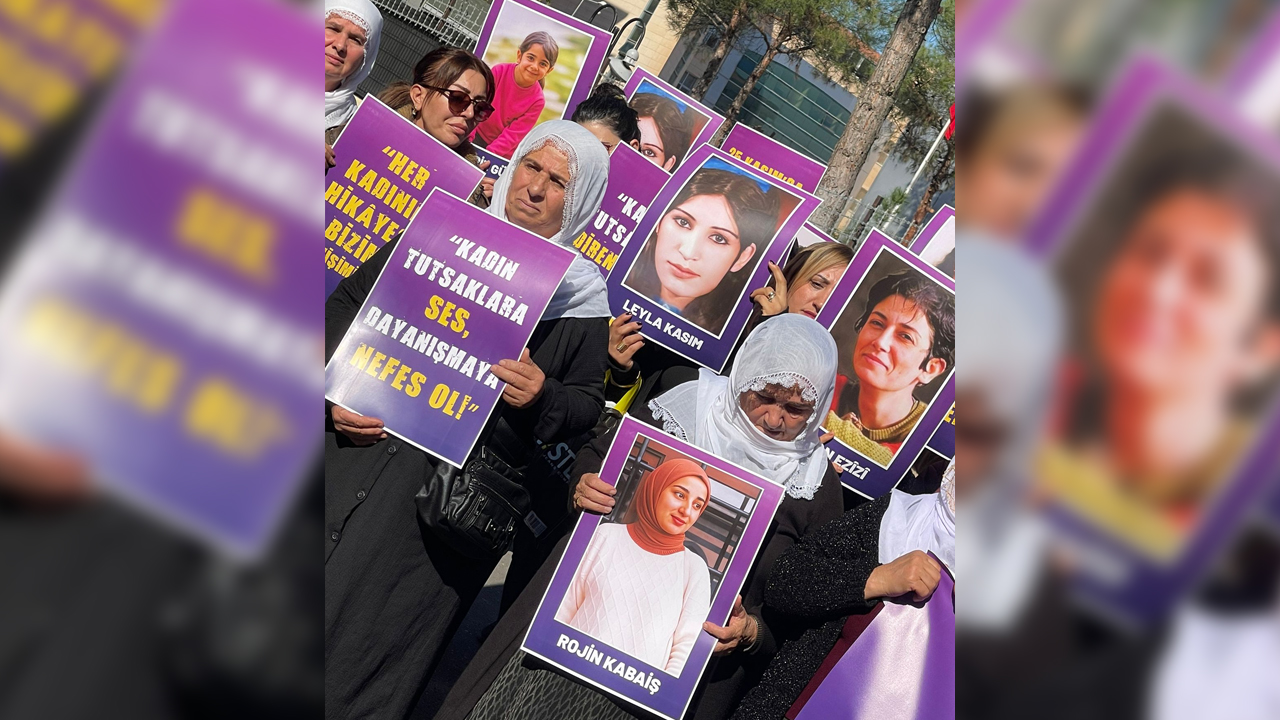 Diyarbakır Adliyesi Önünde Kadın Tutukluların Durumuna Dikkat Çekildi2