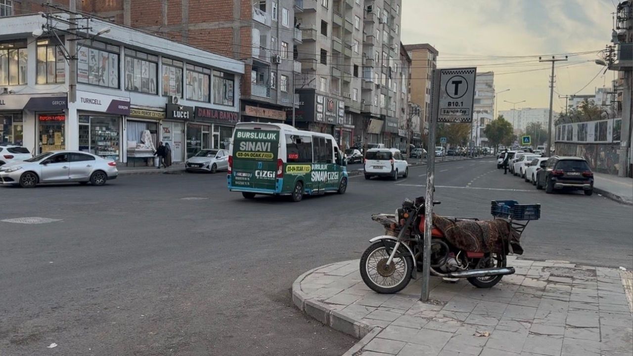 Diyarbakir Taksi Silahli Saldiri1