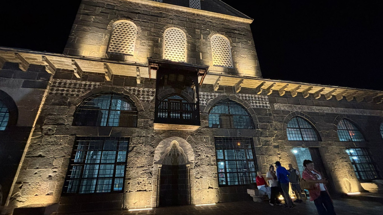 Diyarbakır Ulu Cami’de Akşam Büyüsü5