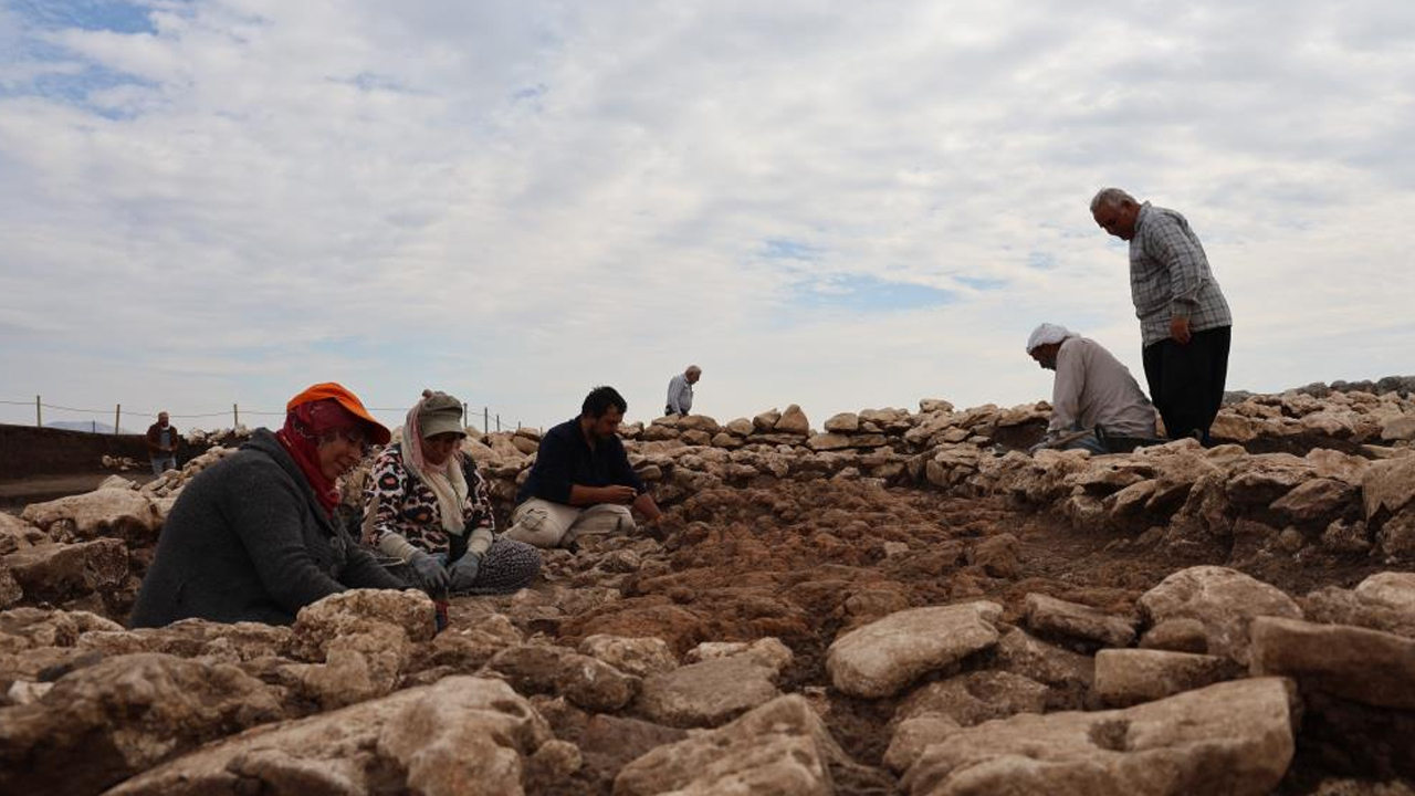 Diyarbakır'da 5 Bin Yıl Önceki Depremin Enkazı Ortaya Çıktı3