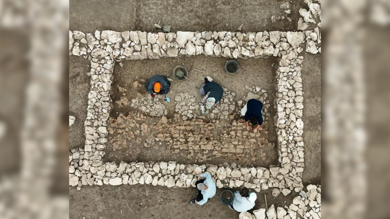 Diyarbakır'da 5 Bin Yıl Önceki Depremin Enkazı Ortaya Çıktı4