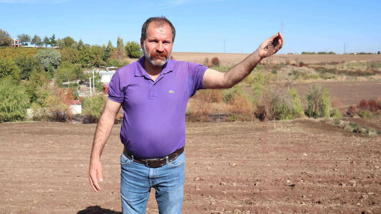 Diyarbakır’da Ekim Için Tarlaya Inen Çiftçi Isyanda4