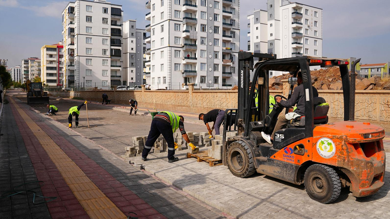 Diyarbakır’da Ekipler Yol Güvenliği Için Sahaya Indi2