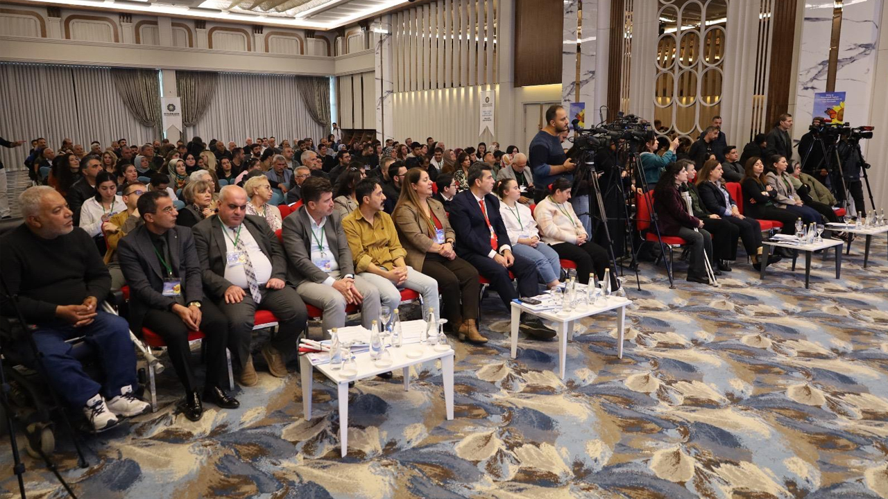 Diyarbakır’da Konuşan Hatimoğulları2