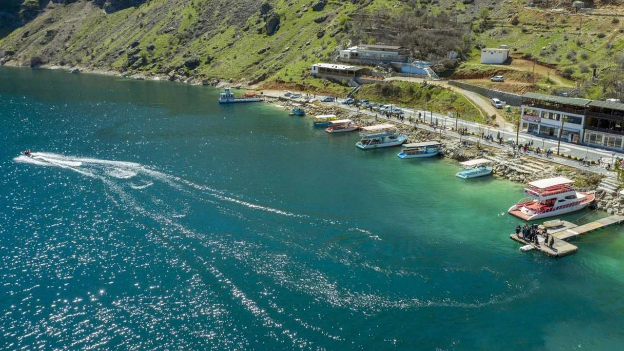 Diyarbakır'daki O İlçede 9 Peygamberin Kabri Var! Dünyada Eşi Benzeri Yok