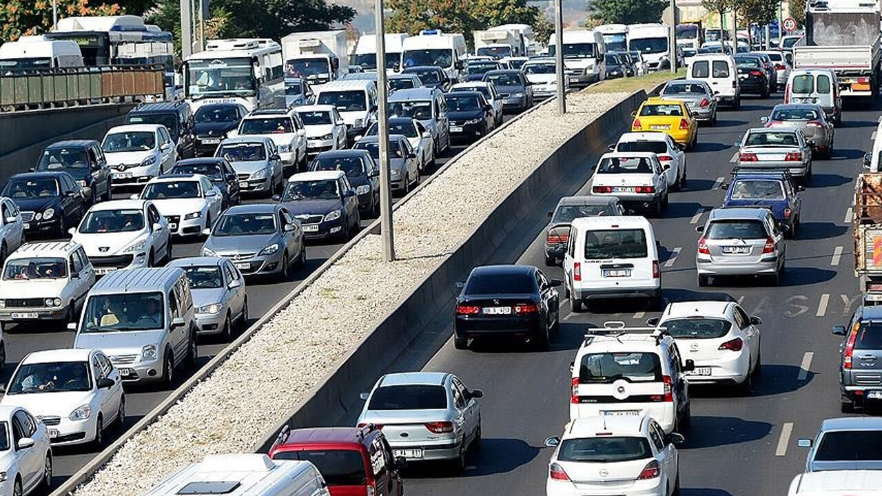 Ekim Ayında Trafiğe 178 Bin Yeni Araç Çıktı