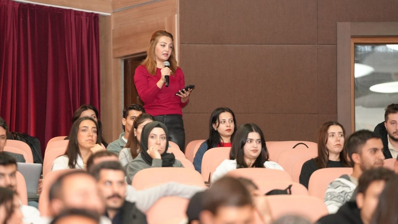 Esbaskanlar Genclerle Bulustu2