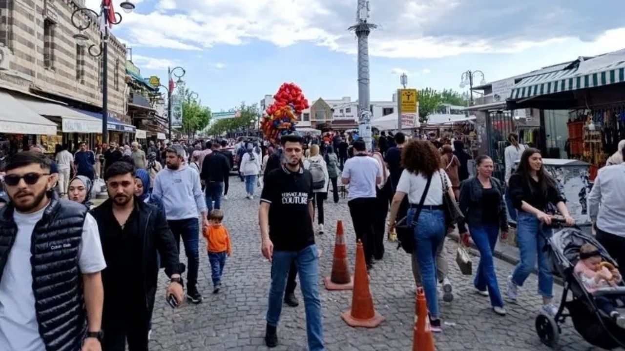 Gazi Caddesi 2