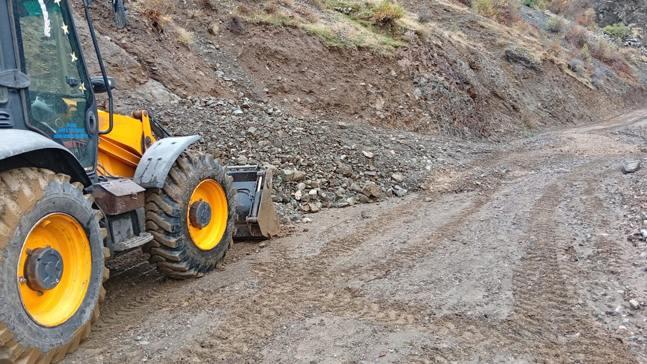 Heyelandan Kapanan Köy Yolunda Sevindiren Haber2