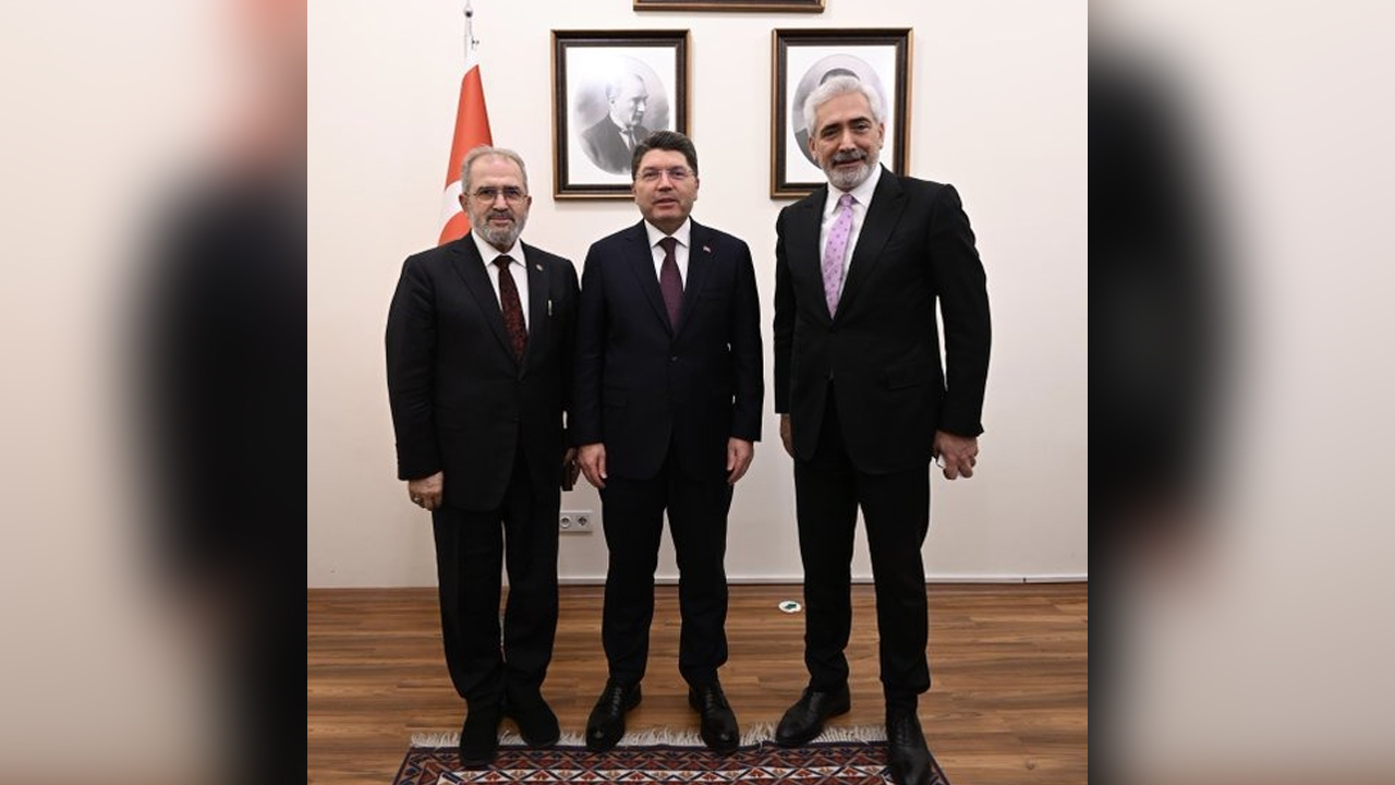 Ak Partili Ensarioğlu, Diyarbakır’ı Küllerinden Doğuracak Projeleri Açıkladı3