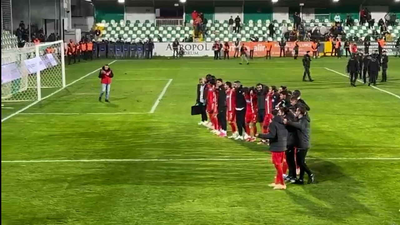 Amedspor, “Diren Ha Diyarbekir Diren” Tezahüratı!3