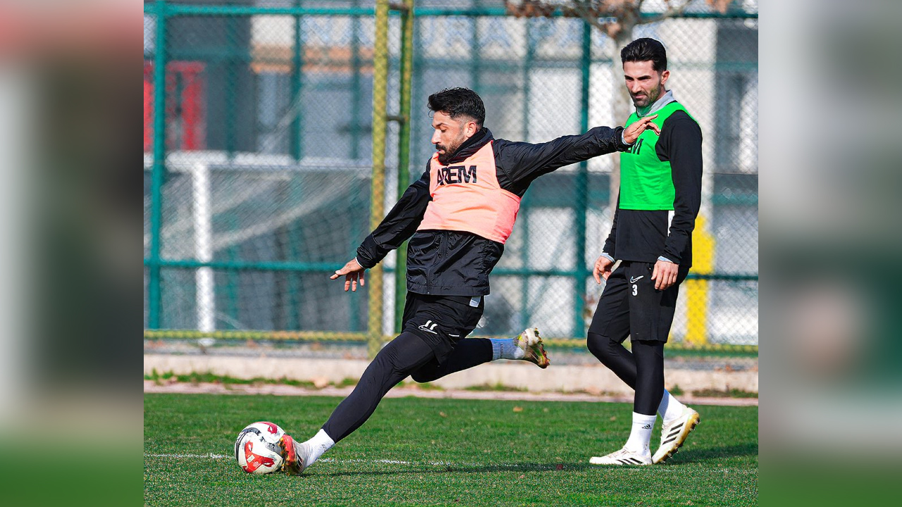 Amedspor’da Keyifli Iğdırspor Mesaisi2