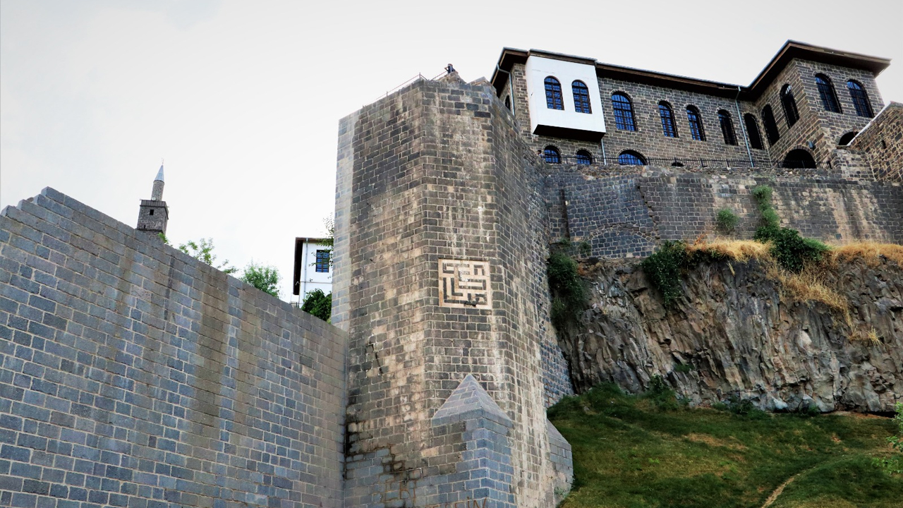 Diyarbakır İçkale’nin 3 Bin Yıllık Sırları3