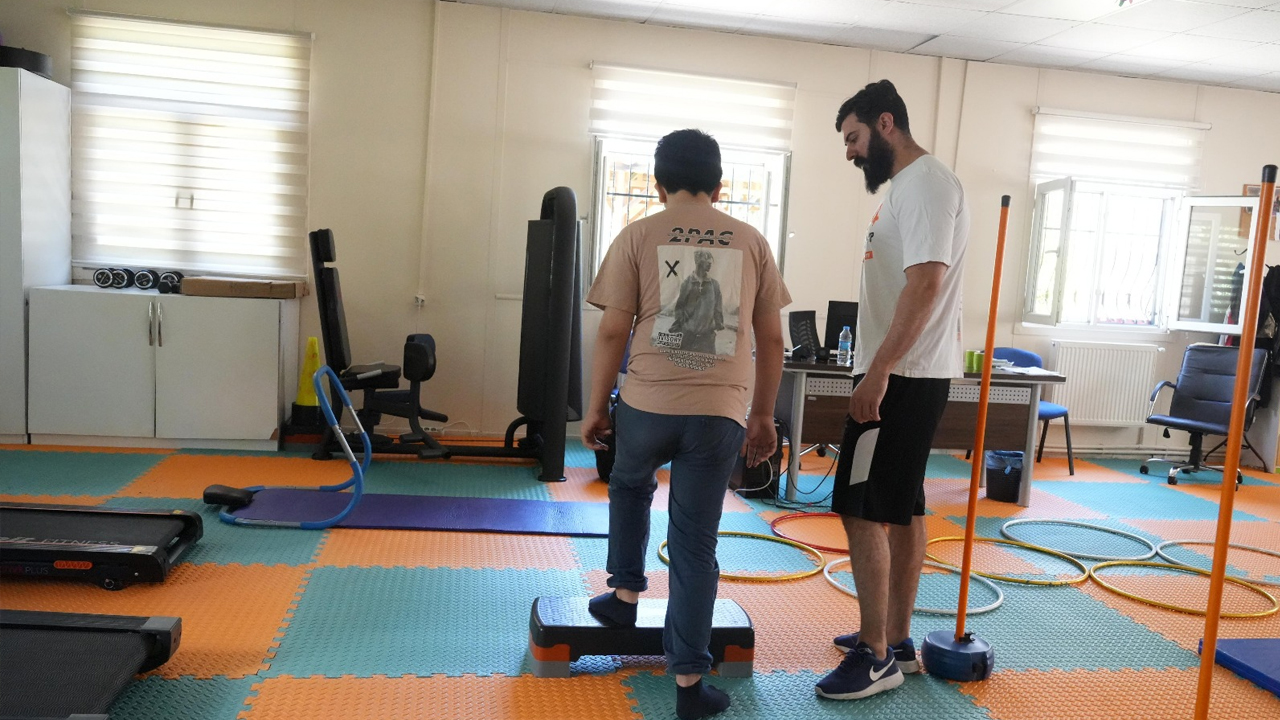 Diyarbakır’da 180 Engelliye Belediyeden Özel Ders1