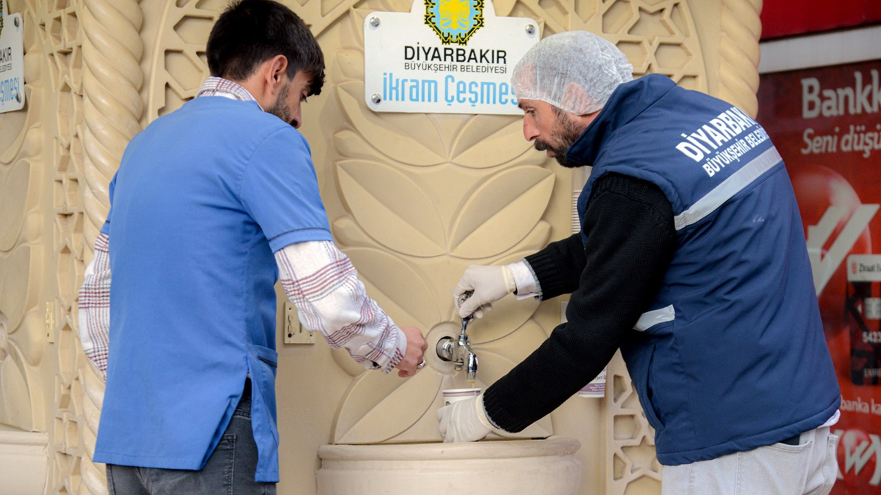 Diyarbakır’da 5 Noktada Çorba Ikramı