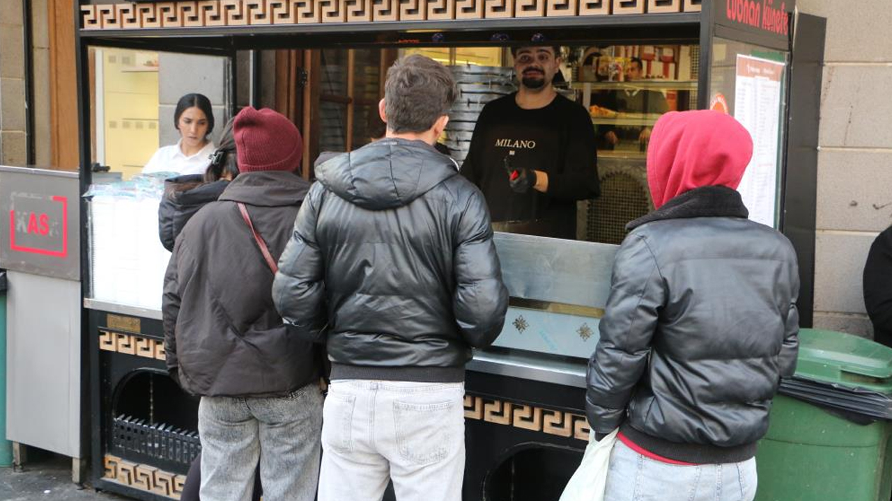 Diyarbakır’da Lübnan Künefesine Yoğun Ilgi1