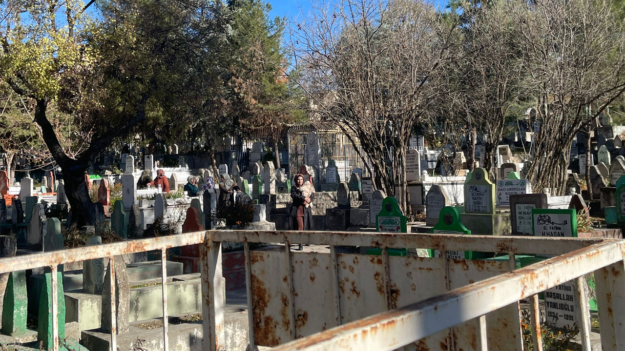 Diyarbakır’da O Mezarlığa Rağbet Olunca3