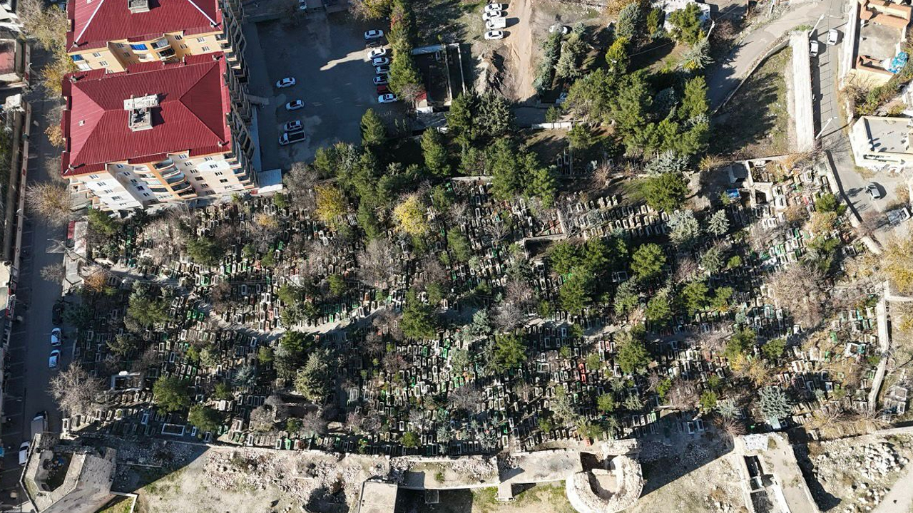 Diyarbakır’da O Mezarlığa Rağbet Olunca5