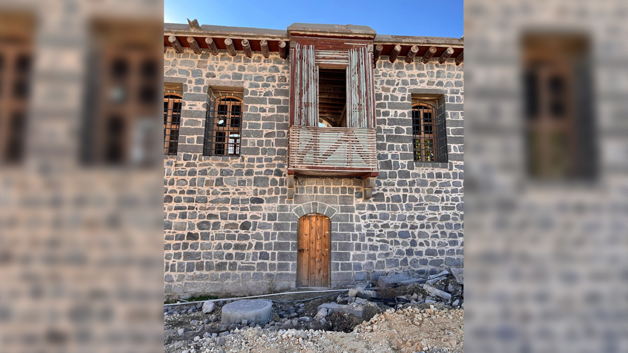 Diyarbakır’da Tarihi Evler Definecilerin Hedefinde4