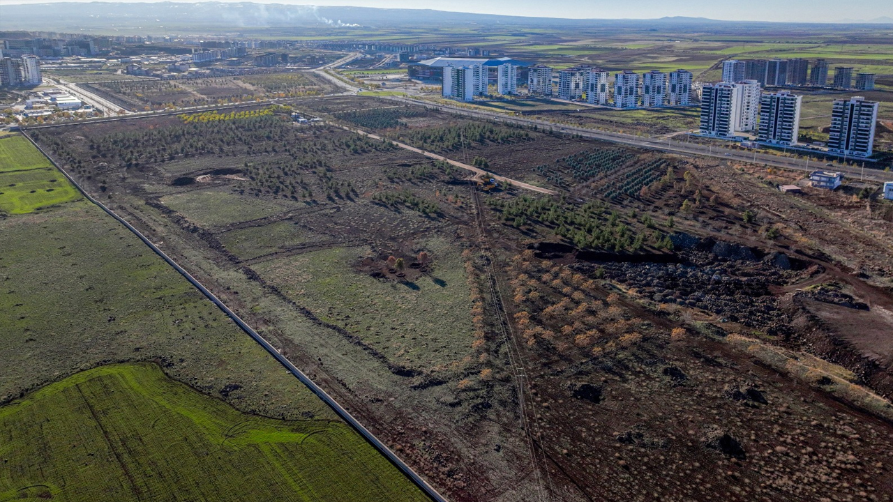 Diyarbakır’ın En Büyük Parkına Kazma Vuruldu2