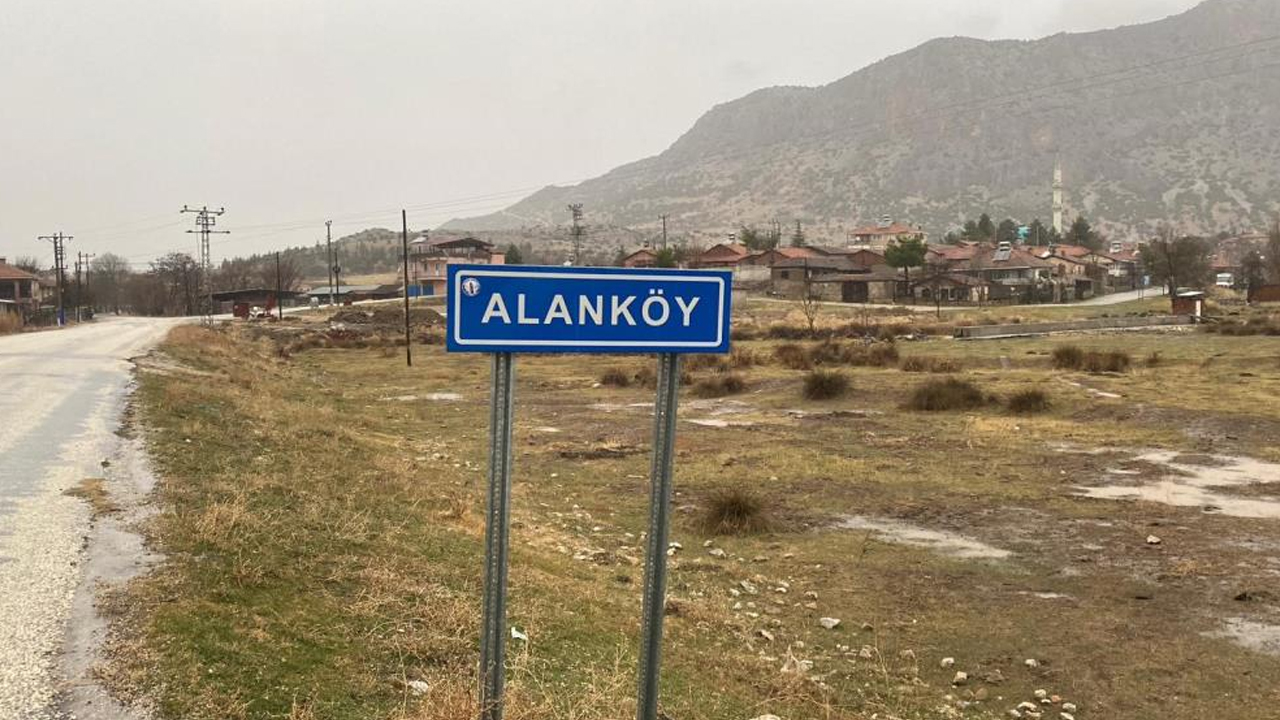 Dsi̇’nin Kepçesini Çalıp Define Aradılar