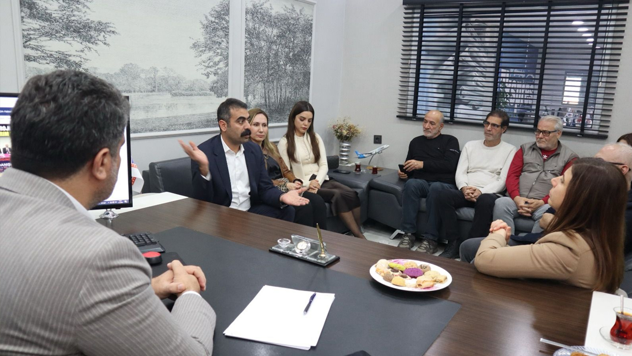 Eş Başkan Bucak Ve Hatun'dan Ekspres'e Ziyaret3