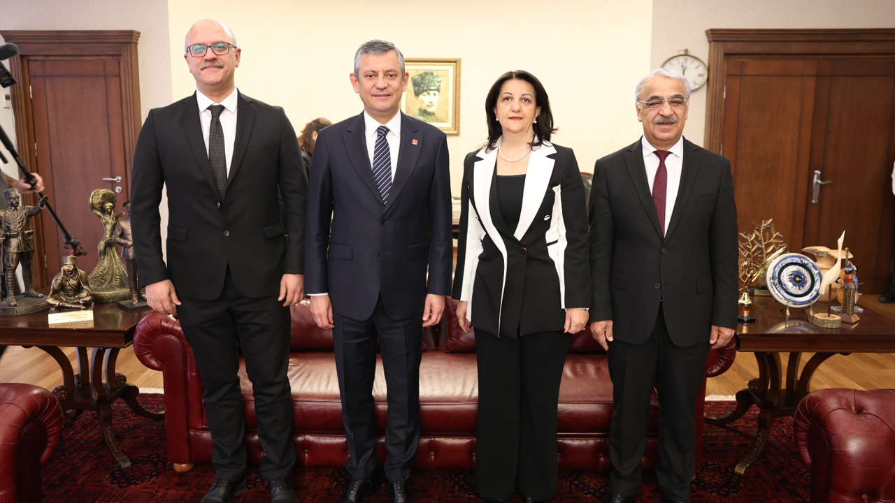 Özel Ile Görüşen İmralı Heyeti’nden Açıklama