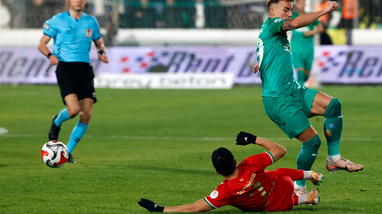 Siz Hepiniz, Amedspor Tek...