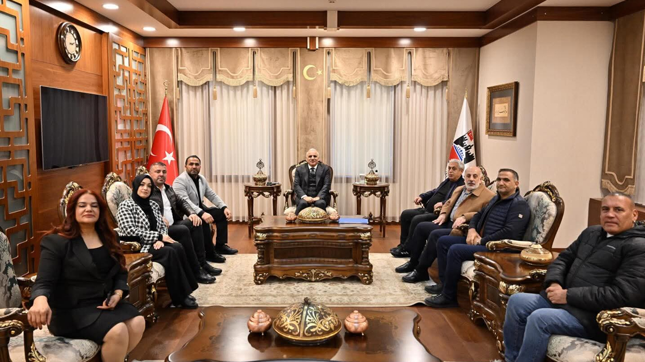 Turizmcilerden Vali Zorluoğlu'na Ziyaret1