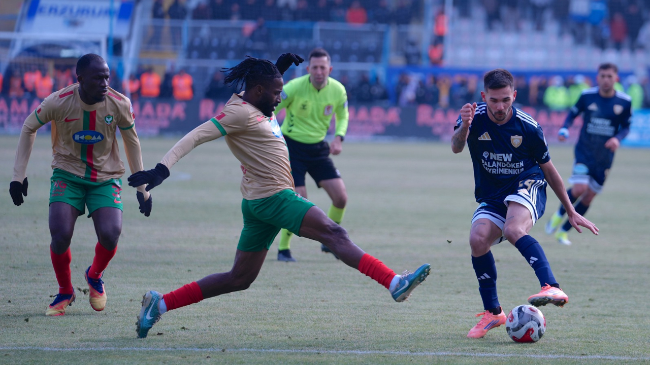 Amedspor, Erzurum’da Kırmızı Kart Fırtınasına Tutuldu4