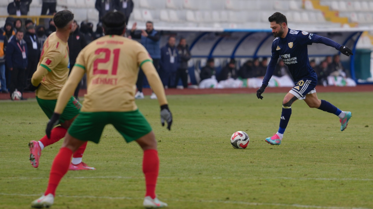 Dadaş Sahnesinde Amedspor’a Soğuk Duş4