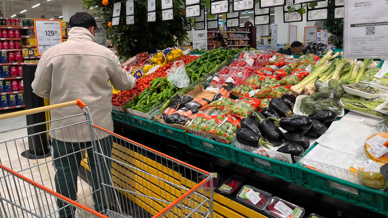 Diyarbakır Hal Başkanı Taş’tan Marketlere Fiyat Tepkisi5