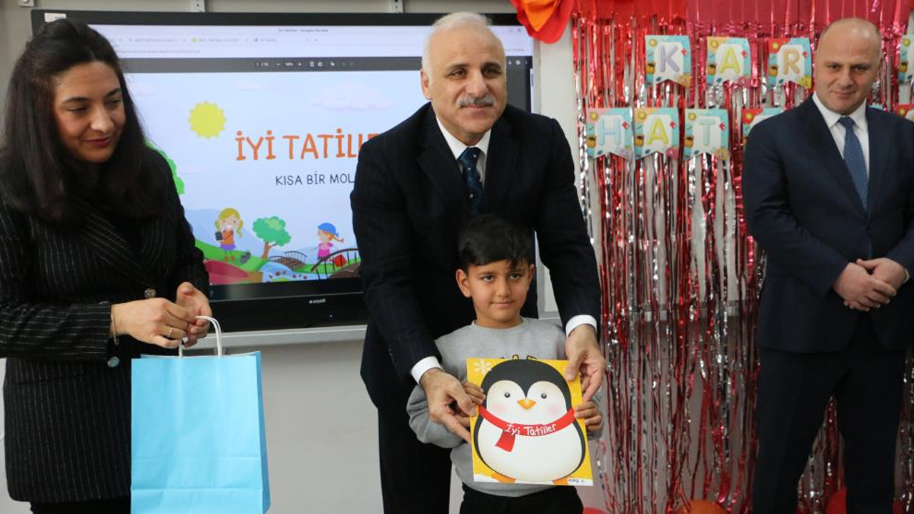 Diyarbakır’da 458 Bin Öğrenci Karne Aldı1