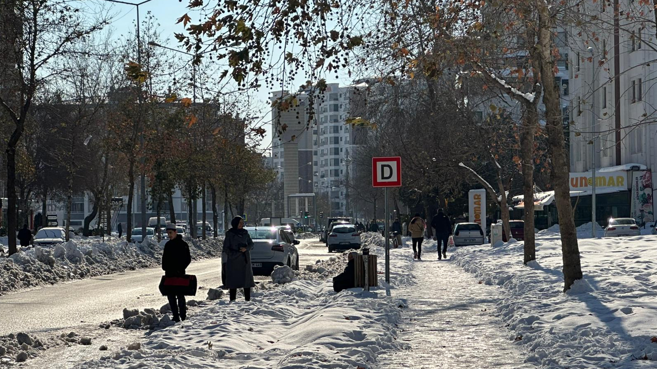 Diyarbakır’da ‘Durak’ Tepkisi3