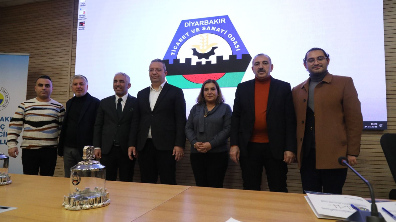 Diyarbakır'da Gençlere Tarih Ve Kültür Sunumu2